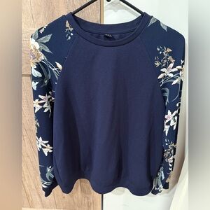 SHEIN Navy Floral Sleeve Top